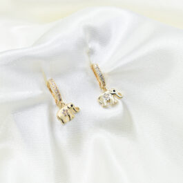 ARGOLLA DE ACERO DORADO MICROPAVE C/ DIJE ELEFANTE