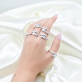 ANILLO DE ACERO BLANCO CRUZADO C/ STRASS X6