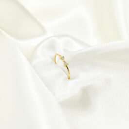 ANILLO DORADO MOÑITO CON STRASS