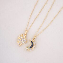 COLLAR COMBINADO PARA COMPARTIR SOL Y LUNA MULTI-STRASS