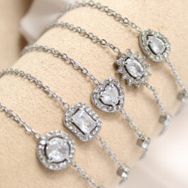PULSERA DE ACERO C/CUBIC EN MEDIO VARIOS MODELOS