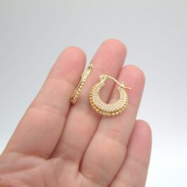 ARGOLLA DE ACERO DORADO PLANA CON MICROPAVE