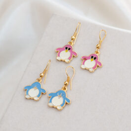 ARO DORADO COLGANTE KITTY O PINGUINO