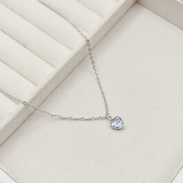 COLLAR DE ACERO C/ CORAZON C/ CUBIC