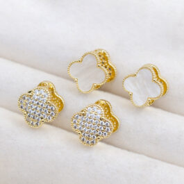 ARO ARGOLLA DORADO TREBOL REVERSIBLE MULTI-STRASS Y NACAR