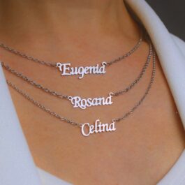 NOMBRE DE ACERO CON CADENA