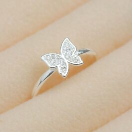 ANILLO EN PLATA MARIPOSA CON CUBICS SOLO MEDIDA 17