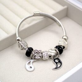 PULSERA TIPO PANDORA PLATEADA YIN YANG CALADO