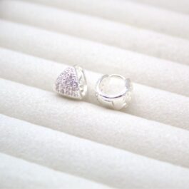 ARGOLLA PLATEADA MICROPAVE TRIANGULO 10MM DE BASE