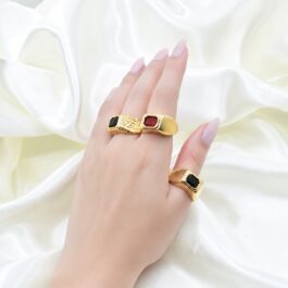 ANILLO ACERO DORADO C/PIEDRA NEGRA X3