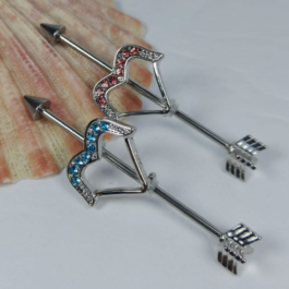PIERCING DE ACERO CARTILAGO ARCO Y FLECHA VARIOS COLORES