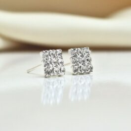 ARO DE PLATEADO CUADRADO MULTISTRASS SOLO BLANCO