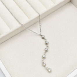 COLLAR DE ACERO ESPEJITO C/ HILERA DE 6 CUBIC COLGANTES