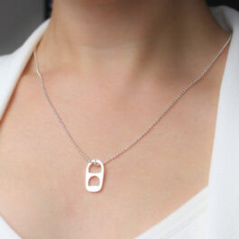 COLLAR DE ACERO BLANCO TODO BOLITAS C/CHAPITA