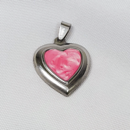 DIJE DE ACERO CORAZÓN C/ ESMALTE EN FORMA DE CORAZÓN