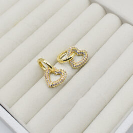 ARGOLLA DORADA C/ CORAZON COLGANTE MULTISTRASS