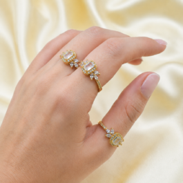 ANILLO DORADO TIPO CINTILLO RECTANGULAR C/ CUBIC X3