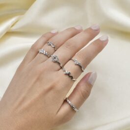 ANILLO DE ACERO FORMAS VARIAS C/ STRASS X6