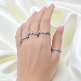 ANILLOS PLATEADOS C/ MICROPAVE VARIOS MODELOS REGULABLES X4