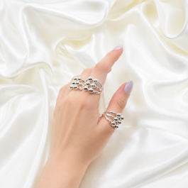 ANILLO DE ACERO BLANCO C/ 6 BOLITAS X3