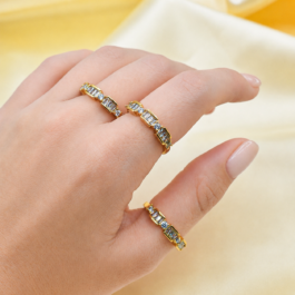 ANILLO DORADO TIPO ESLABON DE CADENA C/ CUBIC RECTANGULAR X3
