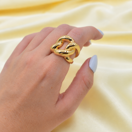 ANILLO DORADO INFLADO MODELO ENTRELAZADO