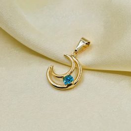 DIJE DORADO CON FORMA DE LUNA C/CUBIC DE COLOR CELESTE