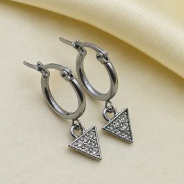 ARGOLLA DE ACERO C/DIJE TRIANGULO MULTISTRASS