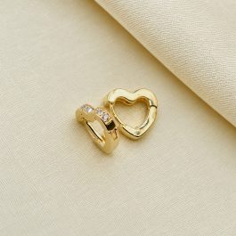 ARGOLLA BAÑO DE ORO 18K FORMA DE CORAZON C/ZIRCON CHICA