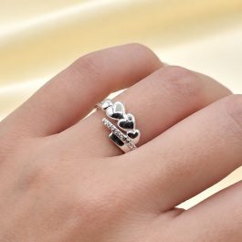ANILLO DE PLATA 4 CORAZONES C/HILERA CRUZADA EN ZIRCON