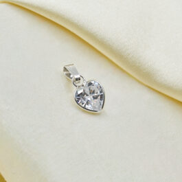 DIJE DE PLATA CUBIC BLANCO FORMA DE CORAZON