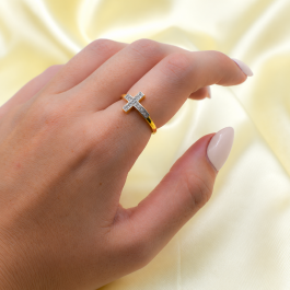 ANILLO CRUZ C/ ZIRCON DE COSTADO BAÑO EN ORO 18K