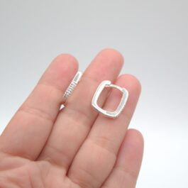 ARGOLLA DE PLATA RECTANGULAR C/MICROPAVE 15MM