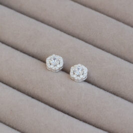 ARO DE PLATA FLOR MICROPAVE C/CIRCULO CUBIC EN MEDIO