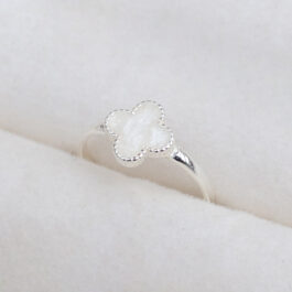ANILLO DE PLATA TREBOL ESMALTADO