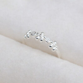 ANILLO DE PLATA 3 FLORES Y 2 CUBIC SOLO MEDIDA 14