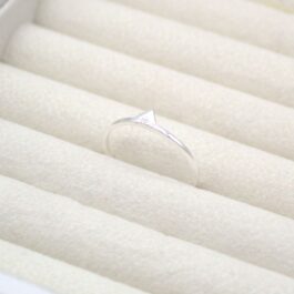 ANILLO DE PLATA 925 TIPO TRIANGULO