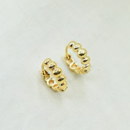 ARGOLLA BAÑADO EN ORO 18K TIPO BOLITAS CONTINUAS