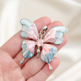 DIJE DE PLATA Y NÁCAR MARIPOSA