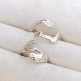 ANILLO DE PLATA SOLO 2 MANITOS SOLO MEDIDA 16