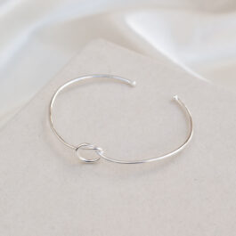 ESCLAVA ABIERTA DE PLATA NUDO