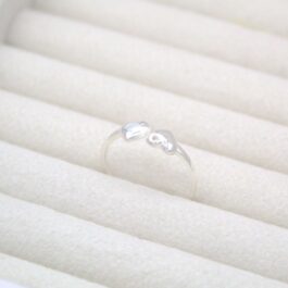 ANILLO DE PLATA DOBLE CORAZON REGULABLE C/ 1 STRASS