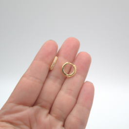 ARO ARGOLLA BAÑO EN ORO 14K 1 FINA HILERA DE ZIRCON MEDIANA