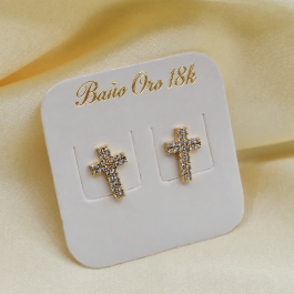 ARO PASANTE CRUZ MULTI ZIERCON ANCHA BAÑADO EN ORO 18K