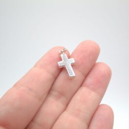 DIJE DE PLATA CRUZ INFLADA CHICA