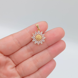 DIJE DORADO GIRASOL C/ MICROPAVE Y CUBICS