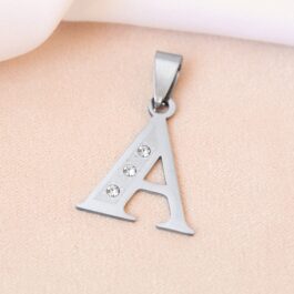 INICIALES DE ACERO C/ STRASS DE UN COSTADO LETRAS F, G, J, O, Q