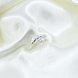 ANILLO DE PLATA 4 CORAZONES C/HILERA CRUZADA EN ZIRCON