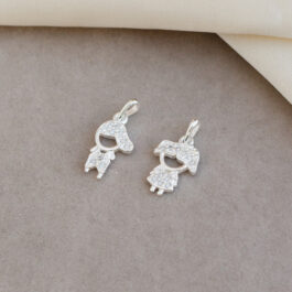 DIJE DE PLATA MICROPAVE CARITA CALADA SOLO NENA