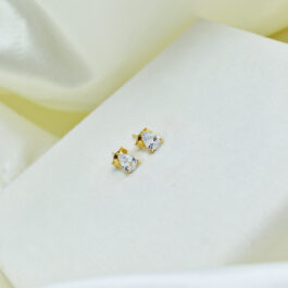 ARO  BAÑADO EN ORO 18K TIPO GOTA CUBIC BLANCO ENGARZADO